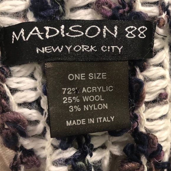 ANTHROPOLOGIE Madison 88 Plum & White Crochet Scarf - Picture 4 of 8
